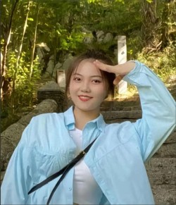 24岁抗癌网红小雨离世，妈妈哭诉：她临终前还在想为家里省下几千元运费