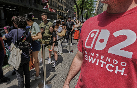 Switch 2销量“炸裂”！上市4天大卖350万台 成任天堂史上最畅销新机