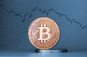 比特币短暂跌破10万美元：短期难见利好催化 年底有望迎来融涨